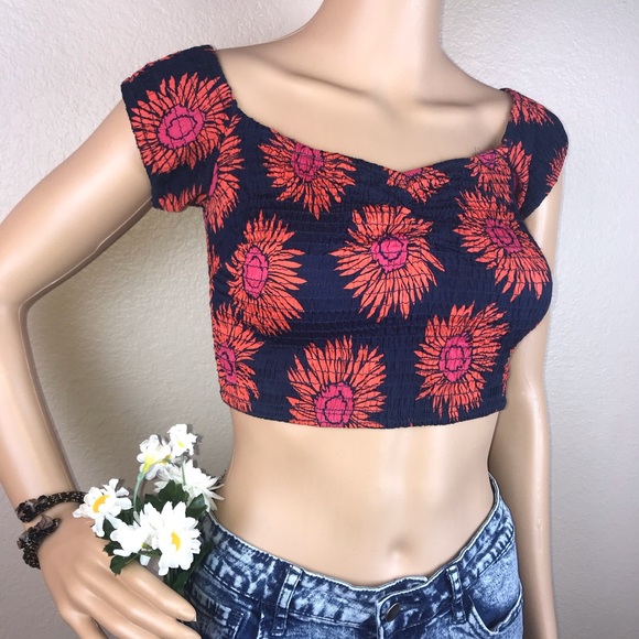 Band of Gypsies Boho Sunflower Crop Top Festival - Picture 2 of 6